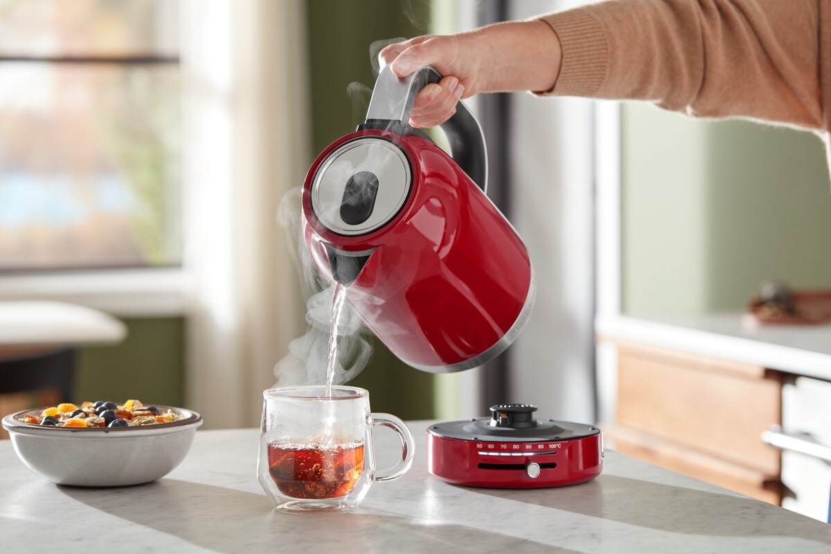 1.7 Liter Electric Kettle - Empire Red - Image 3