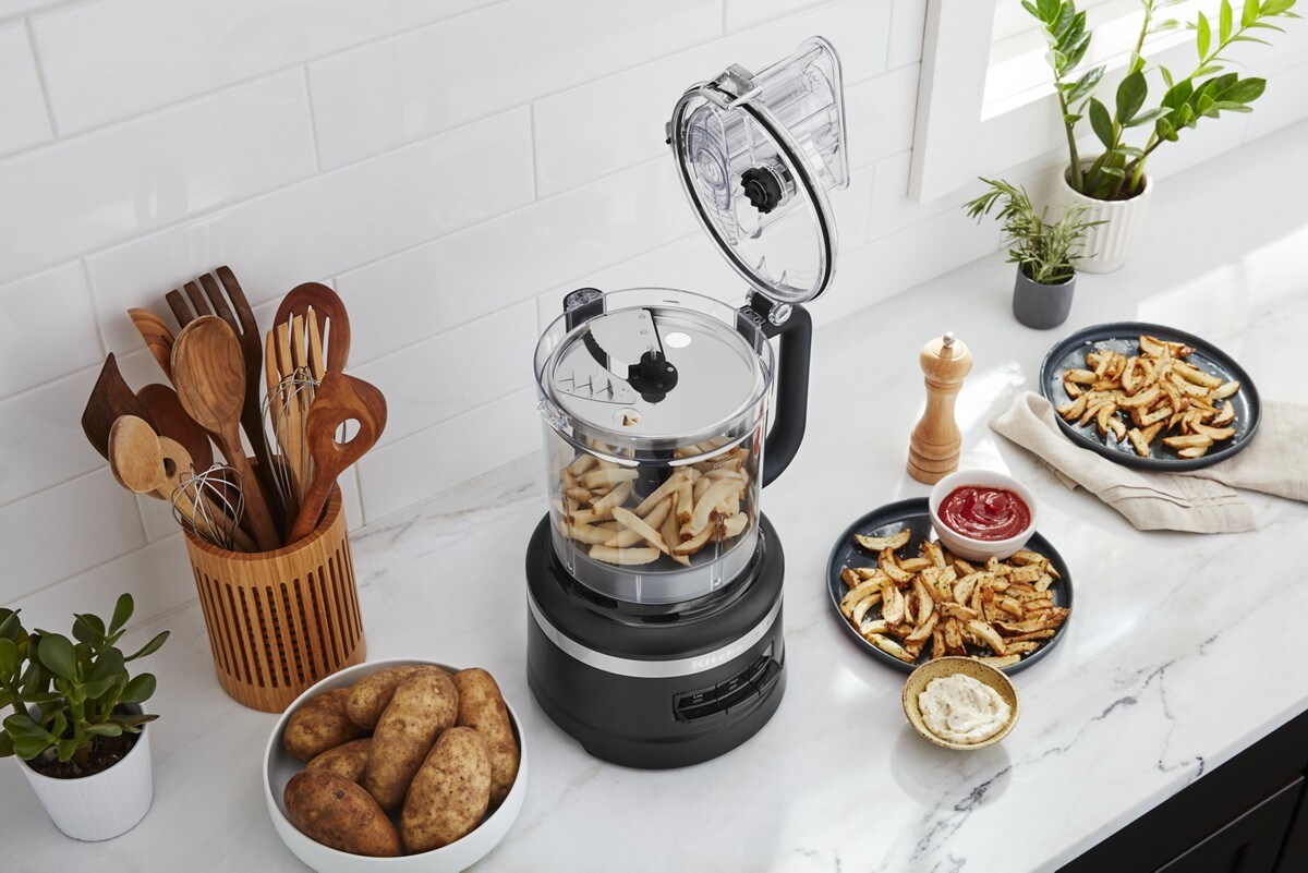 13-Cup Food Processor with French Fry Disc and Dicing Kit - Black Matte - Image 5